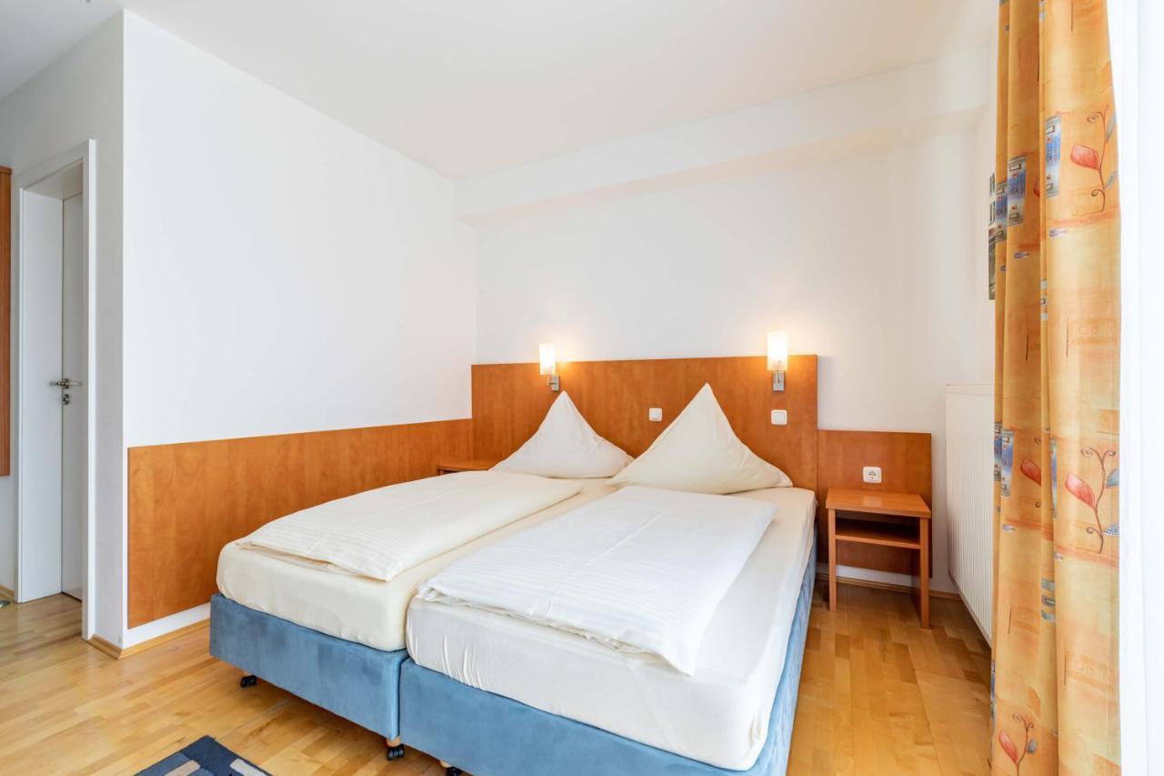 Gasthaus Hotel Ostermeier Attenkirchen Eksteriør billede
