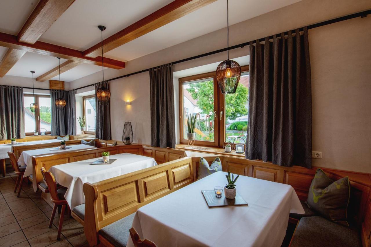 Gasthaus Hotel Ostermeier Attenkirchen Eksteriør billede