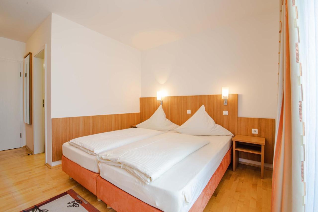 Gasthaus Hotel Ostermeier Attenkirchen Eksteriør billede